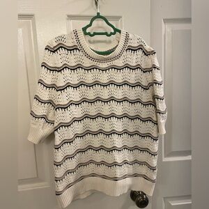 Marled short sleeve sweater size M